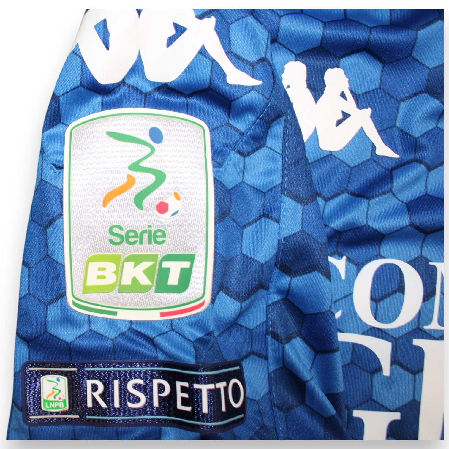 Dettaglio patch Serie BKT e patch Rispetto LNPB – maglia Empoli FC Home 2019-20 Player Issued Kappa – Antonelli N.13