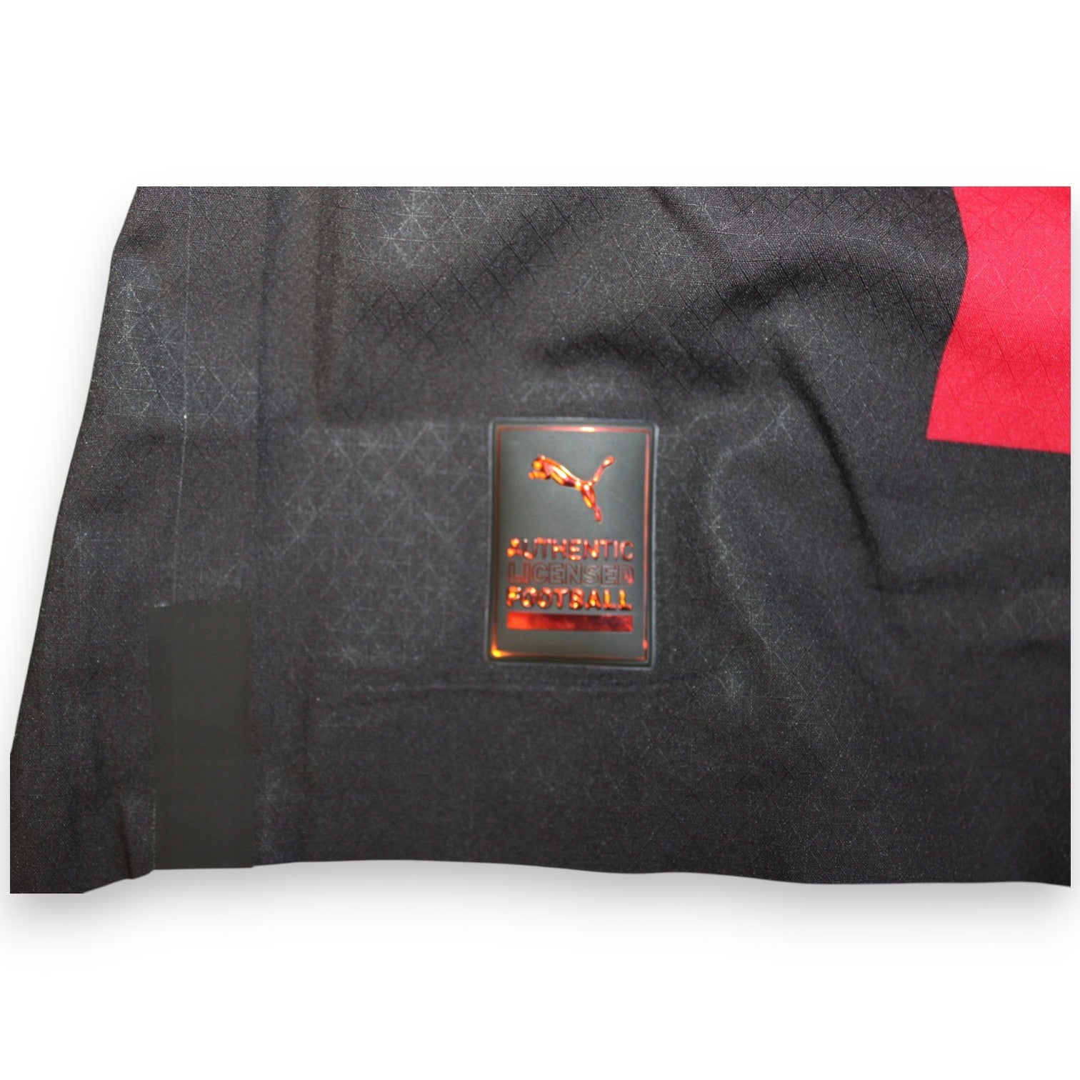 Badge Puma Authentic Licensed Football maglia AC Milan Home 2022-23 Player Issued Tiémoué Bakayoko numero 14