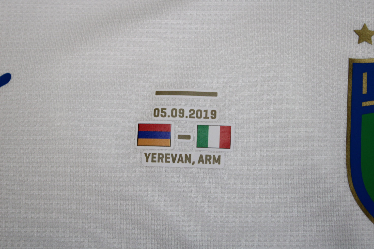 Dettaglio match detail stampato maglia Italia Away Player Issued Belotti – Armenia vs Italia 05.09.2019 Yerevan – Qualificazioni Euro 2020