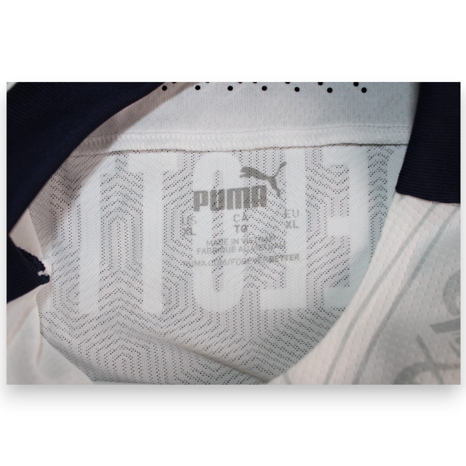 Etichetta taglia XL Puma maglia Italia Away 2019 Player Issued – Andrea Belotti numero 9 – Made in Vietnam