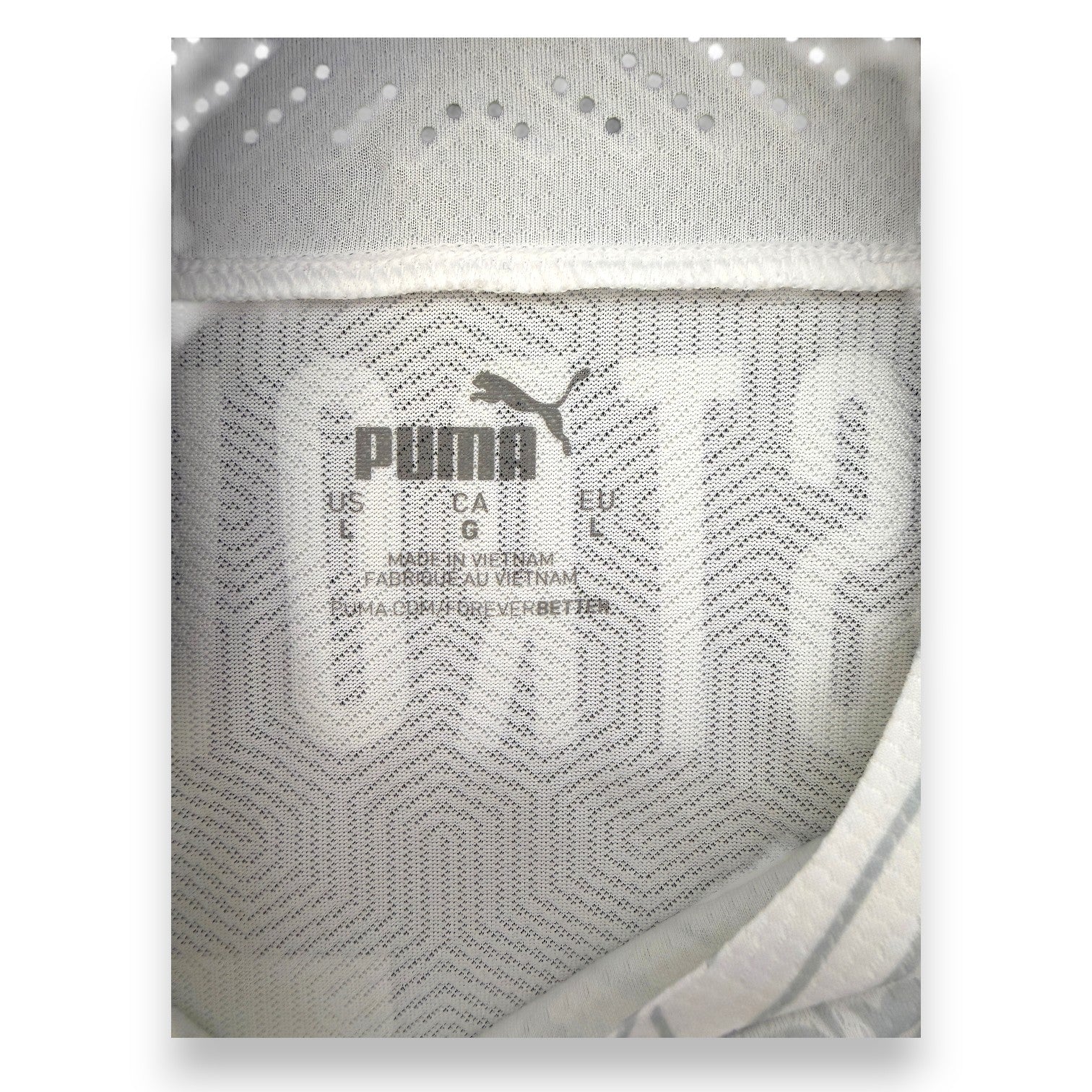 Etichetta interna collo Puma maglia Italia Away – taglia L – Made in Vietnam