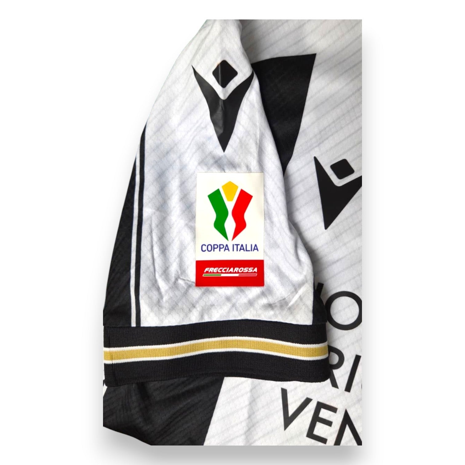 Patch ufficiale Coppa Italia Frecciarossa maglia Udinese Home 2024-25 Player Issued Keinan Davis – Macron