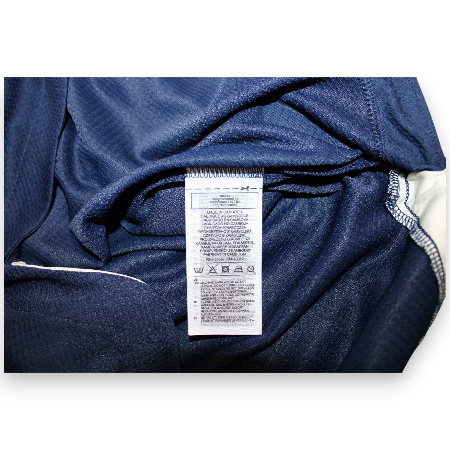 Etichetta lavaggio maglia Juventus Away 2020-21 Player Issued – Made in Cambodia – Adidas RN 88387