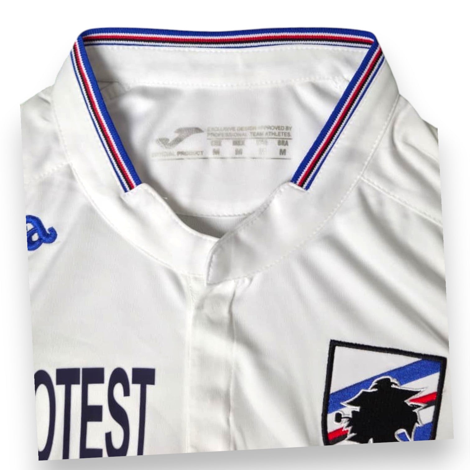 Dettaglio colletto e taglia M maglia Sampdoria Away 2015-16 Player Issued Eder – Joma – Exclusive Design Approved by Professional Team Athletes