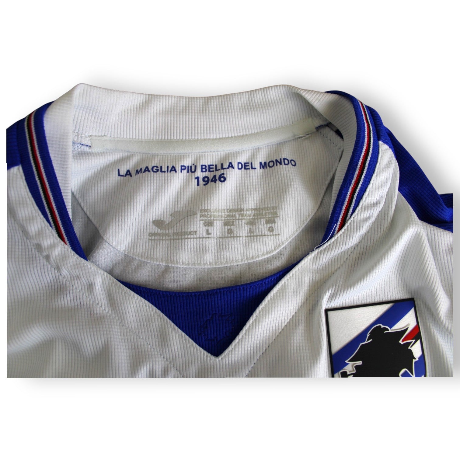 Etichetta collo interno maglia Sampdoria Away 2019-20 – Joma taglia L – scritta La Maglia Più Bella del Mondo 1946 – Player Issued Alex Ferrari
