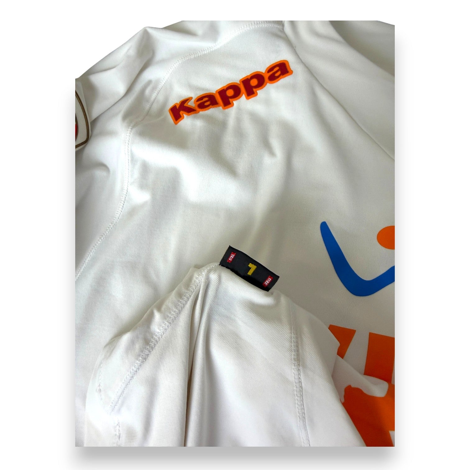 Etichetta taglia L maglia AS Roma Away 2011-12 Player Issued Kappa – Leandro Greco N.23