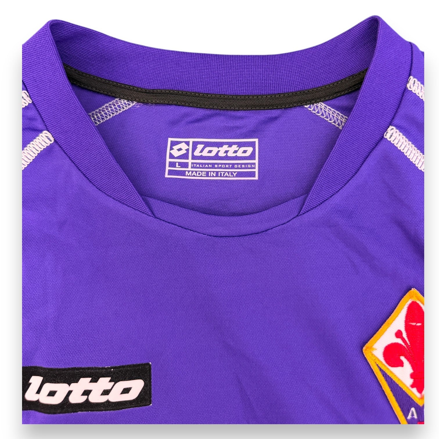 Etichetta interna Lotto Italian Sport Design taglia L Made in Italy – maglia Fiorentina 2006-07 Player Issued Montolivo