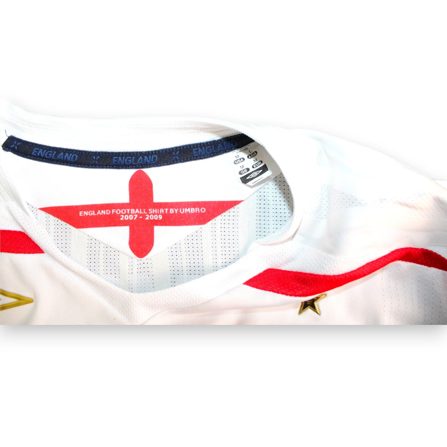 Etichetta interna England Football Shirt by Umbro 2007-2009 taglia M – croce di San Giorgio – maglia Inghilterra U21 Player Issued