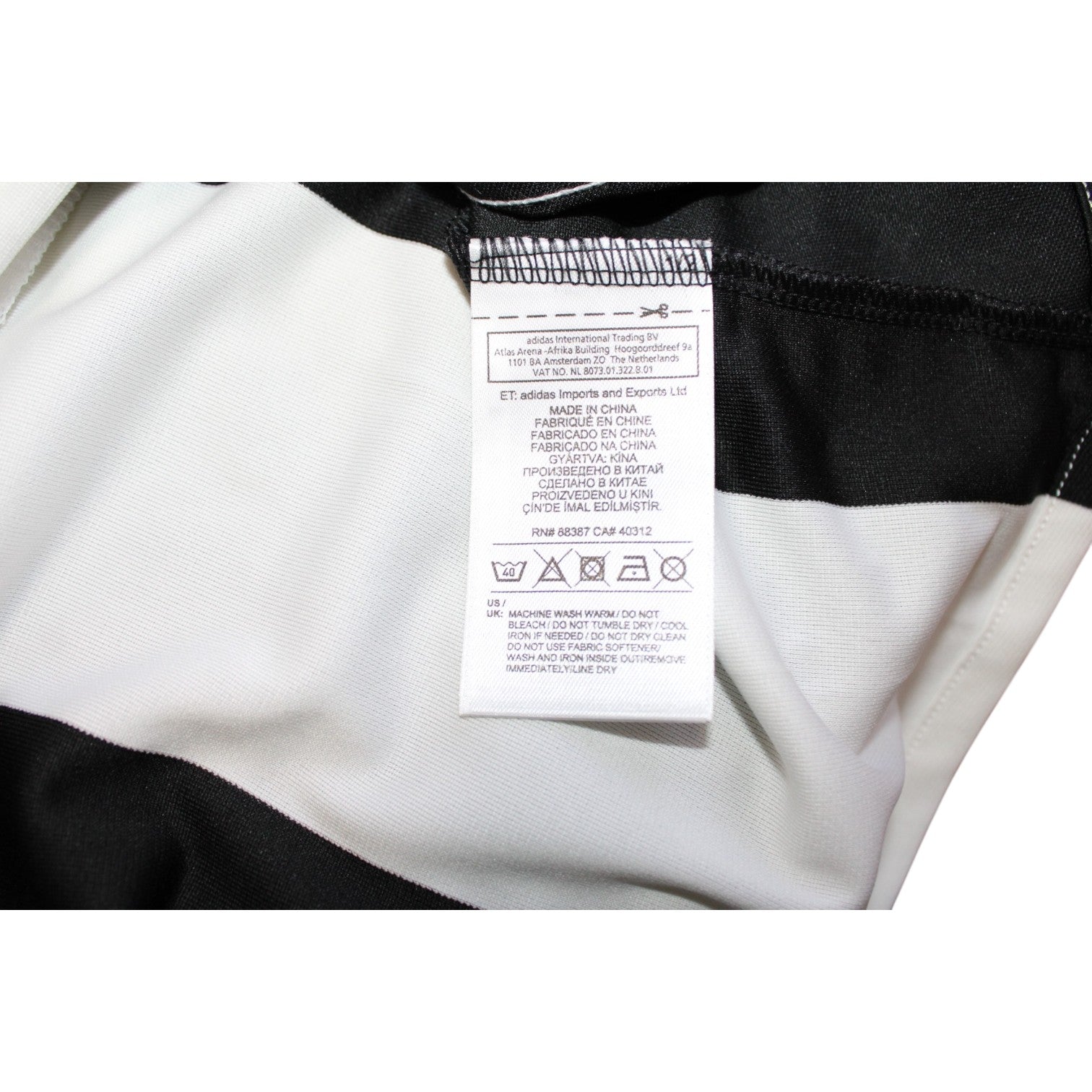 Etichetta lavaggio Adidas maglia Juventus Home 2016-17 Player Issued – made in China – composizione tessuto ufficiale