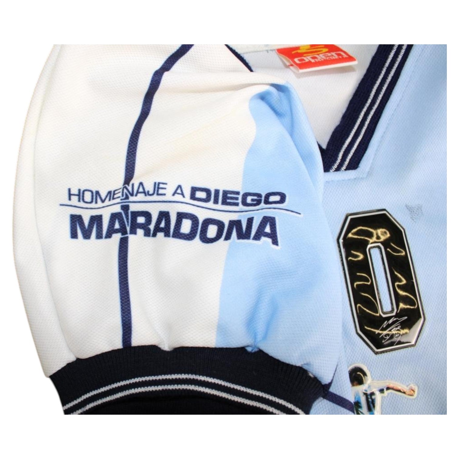 Patch Homenaje a Diego manica maglia Argentina commemorativa Maradona – Open Sports – dettaglio edizione speciale