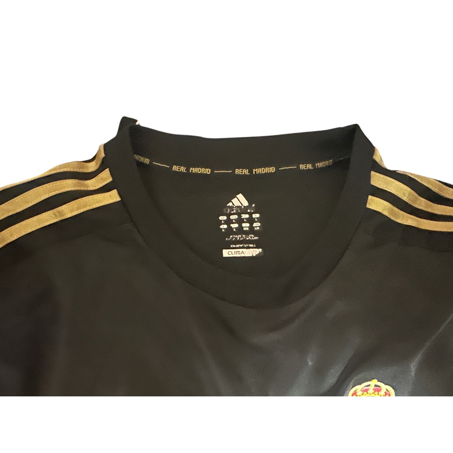 Colletto Real Madrid ripetuto in oro e etichetta Adidas Climacool maglia Away 2011-12 – taglia L