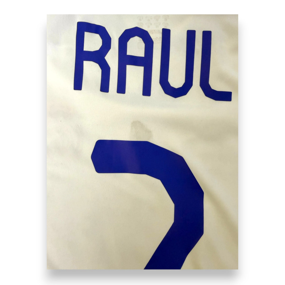 Dettaglio nome e numero Raúl 7 maglia Real Madrid 2007-08 – segni del tempo