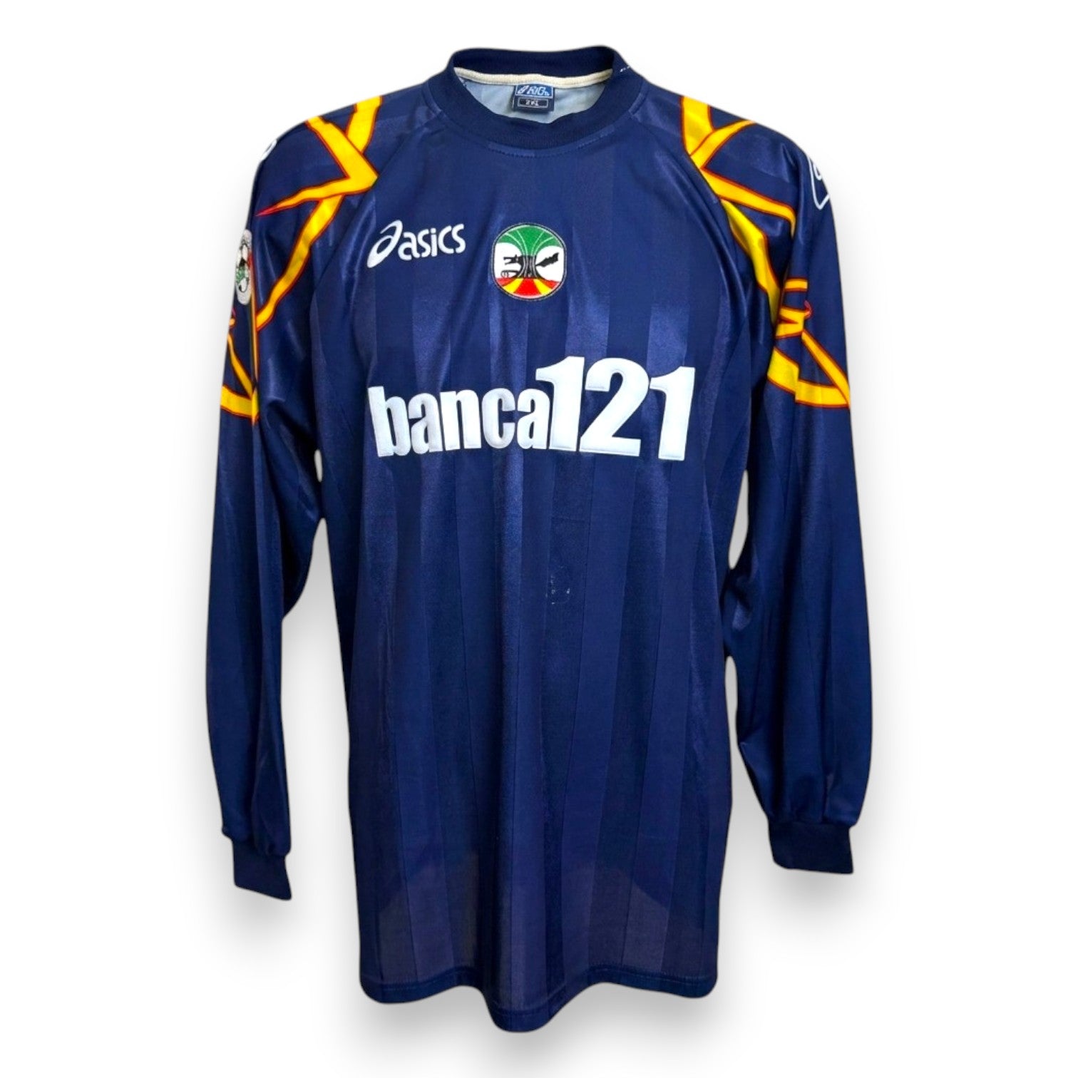 Fronte maglia US Lecce Away 2001-02 Player Issued – Asics – sponsor Banca 121 – stemma US Lecce – maniche lunghe