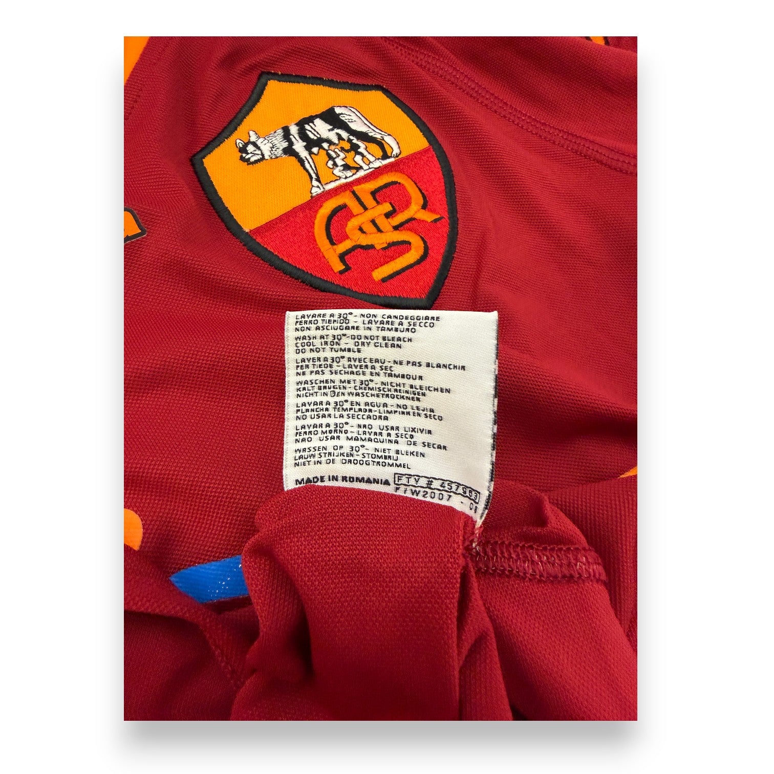 Etichetta interna maglia AS Roma 2007-08 Kappa – Made in Romania – FTW2007-08 – Player Issued Max Tonetto N.22