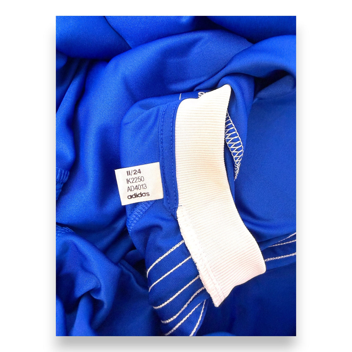 Etichetta interna codice prodotto IK2250 maglia Como 1907 Home 2024/25 – Adidas produzione 11/24
