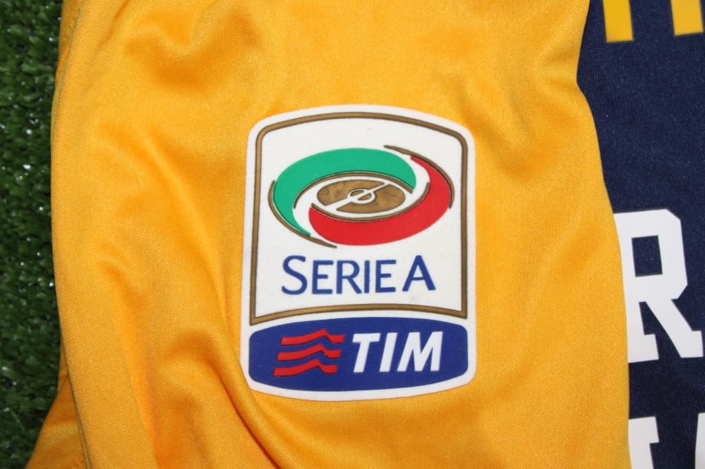 Patch ufficiale Serie A TIM cucita su maglia Hellas Verona Player Issued 2014-15 – Nike originale