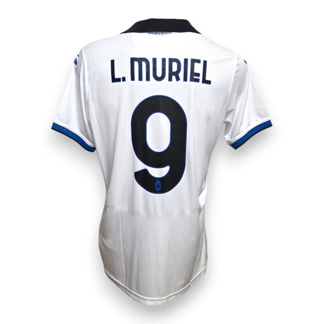 Retro maglia Atalanta Away 2022/23 con nameset originale L. Muriel 9 e scritta Atalanta Bergamo
