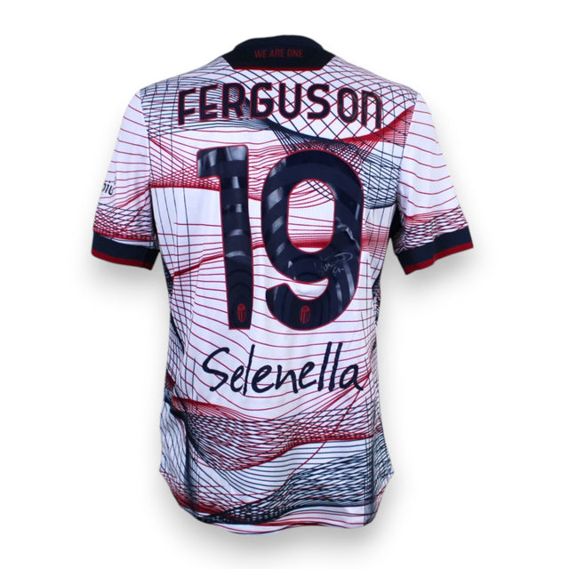 Retro maglia Bologna Third 2023-24 numero 19 Ferguson autografata – sponsor Selenella – Macron Serie A