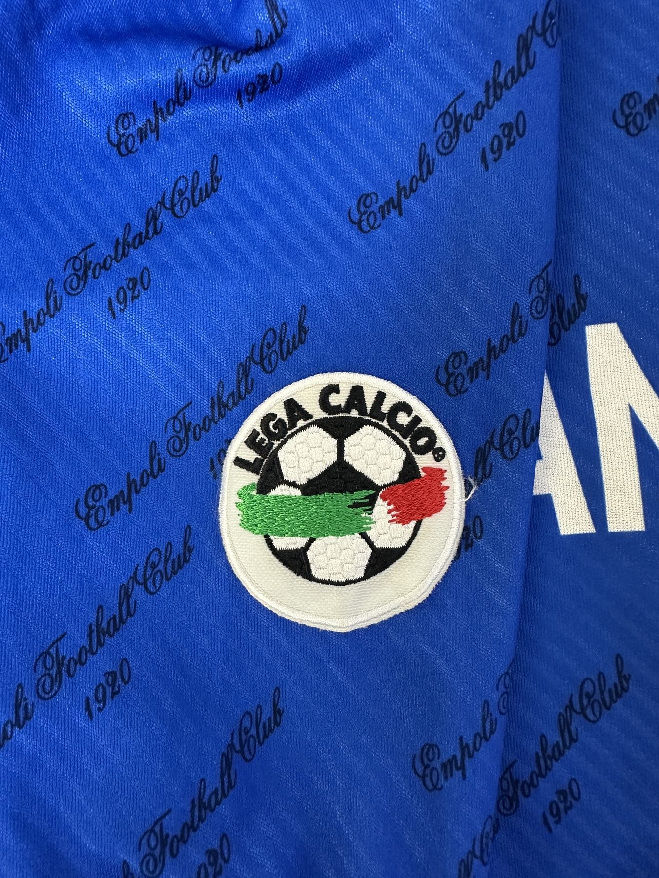 Patch Lega Calcio versione anni Novanta su maglia Empoli Home 1999-2000