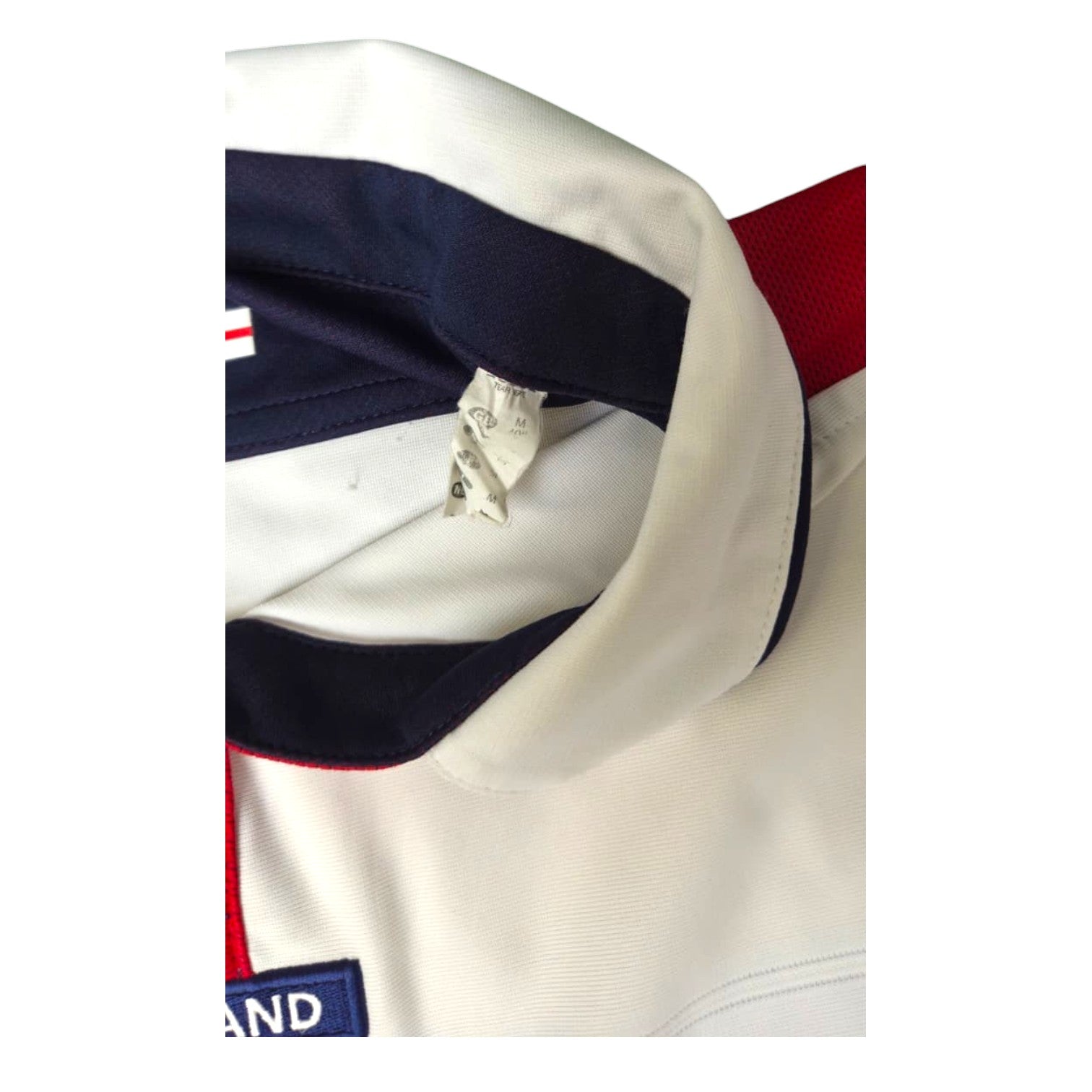 Etichetta interna maglia Inghilterra 2003-05 Umbro – taglia M colletto navy