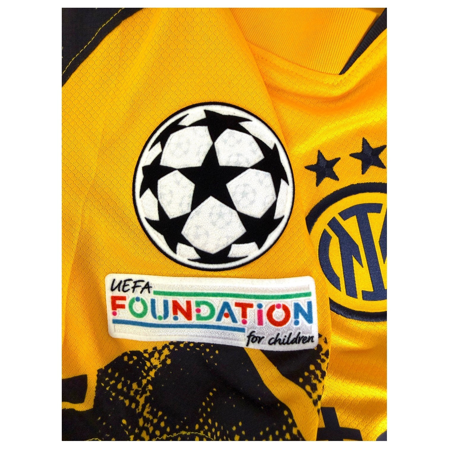 Patch UEFA Champions League e UEFA Foundation maglia Inter Third 2024-25 – logo Inter due stelle