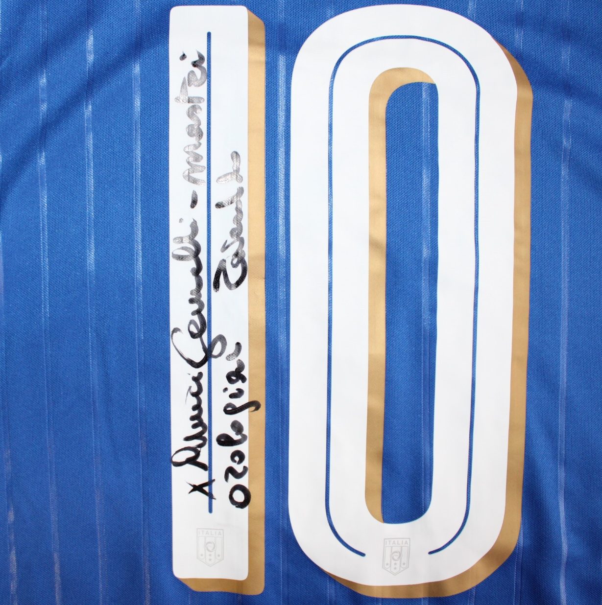 Autografo originale Carlo Tavecchio con dedica Ai gemelli Mastri Orologiai sul numero 10 maglia Italia 2016 – certificato COA incluso