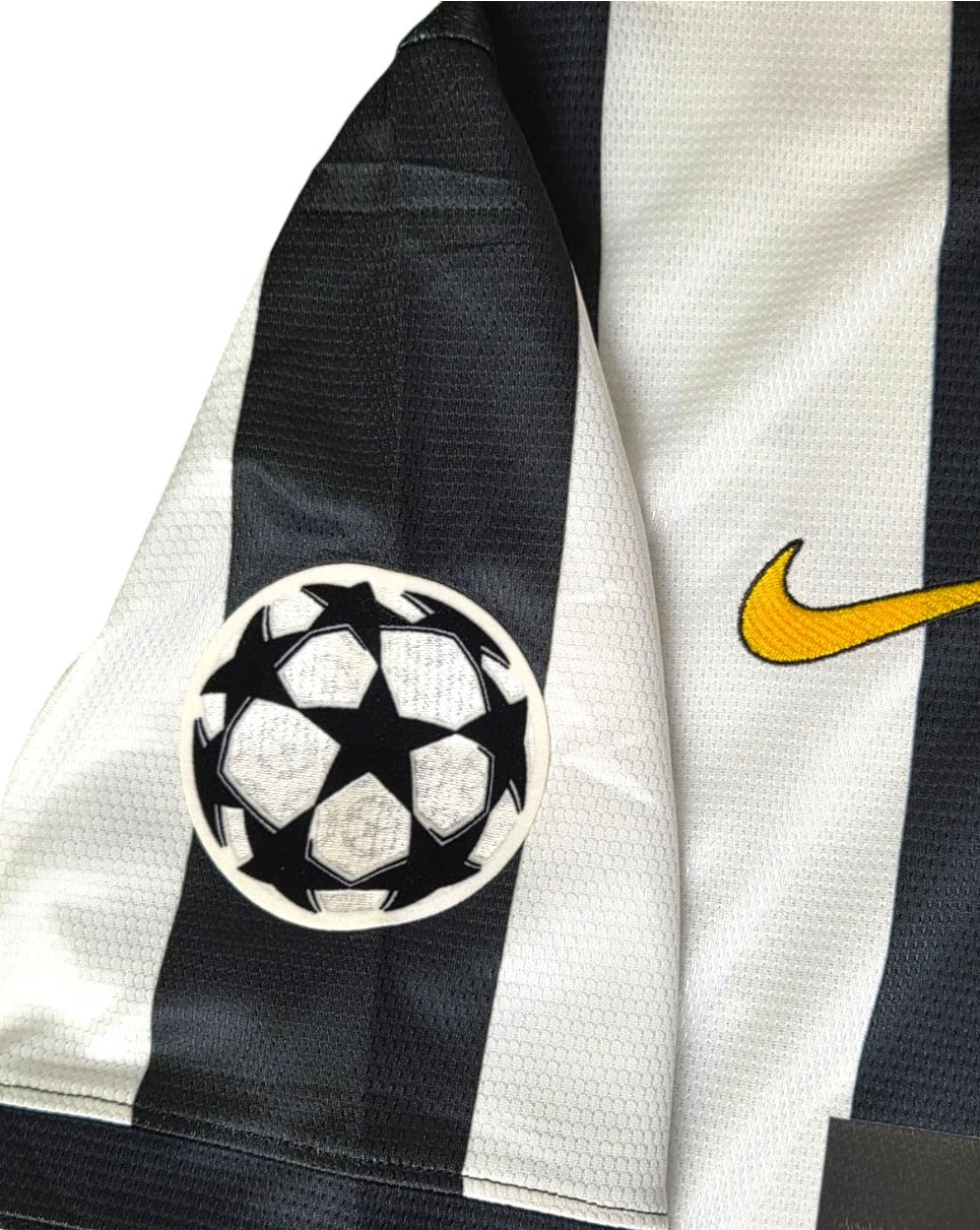 Patch Champions League Starball sulla manica della maglia Juventus Home 2012/13