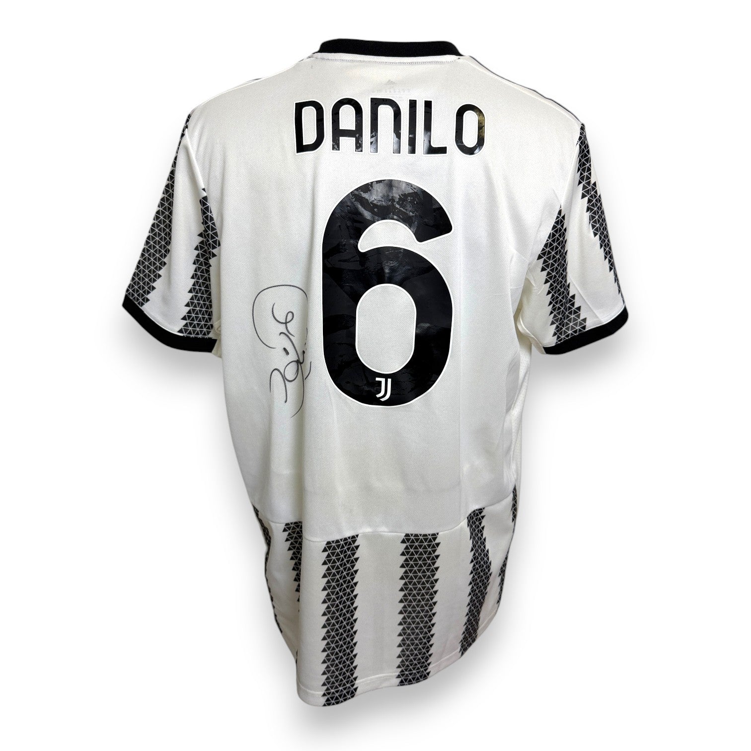 Retro maglia Juventus Home 2022-23 numero 6 DANILO con autografo originale a pennarello nero – COA incluso