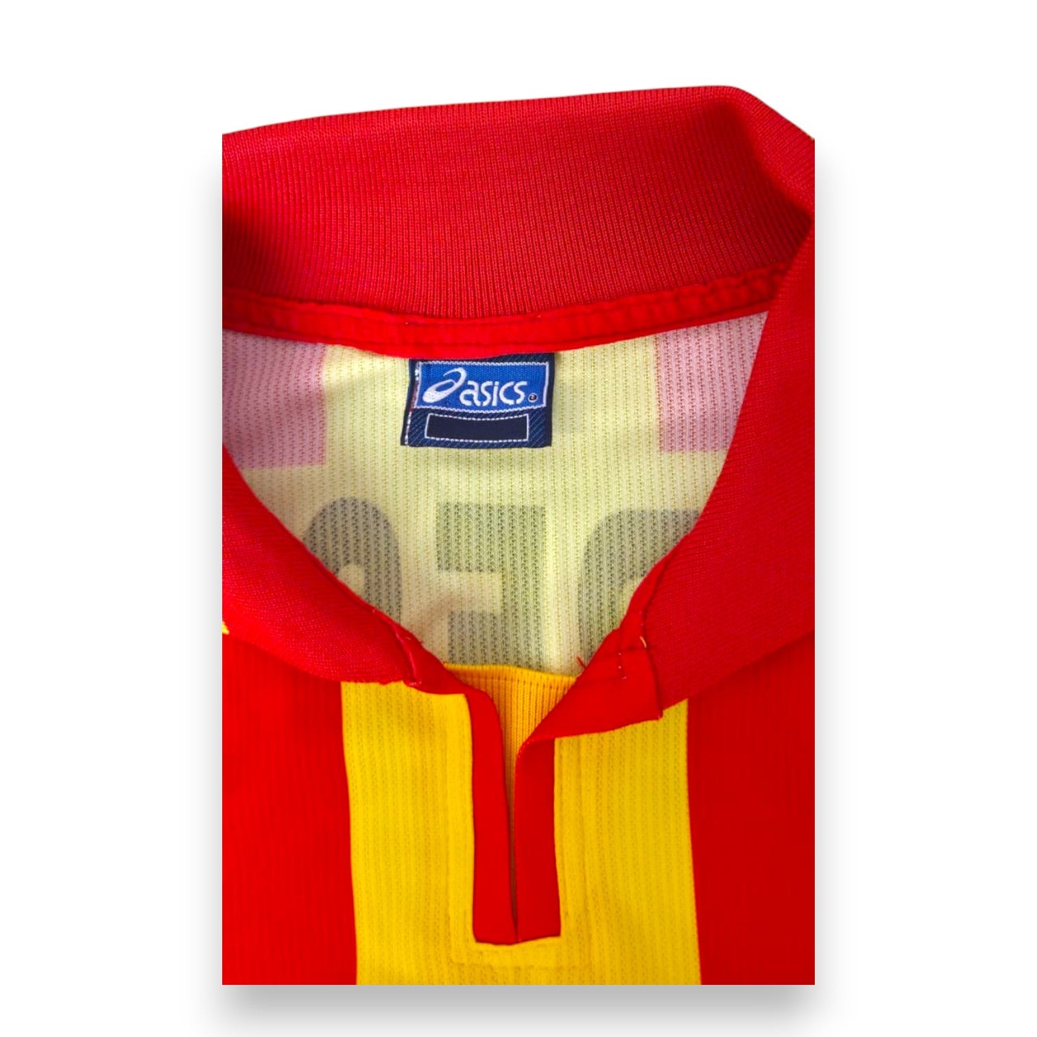 Collo maglia US Lecce Home 2001-02 etichetta Asics – colletto a polo rosso – Player Issued