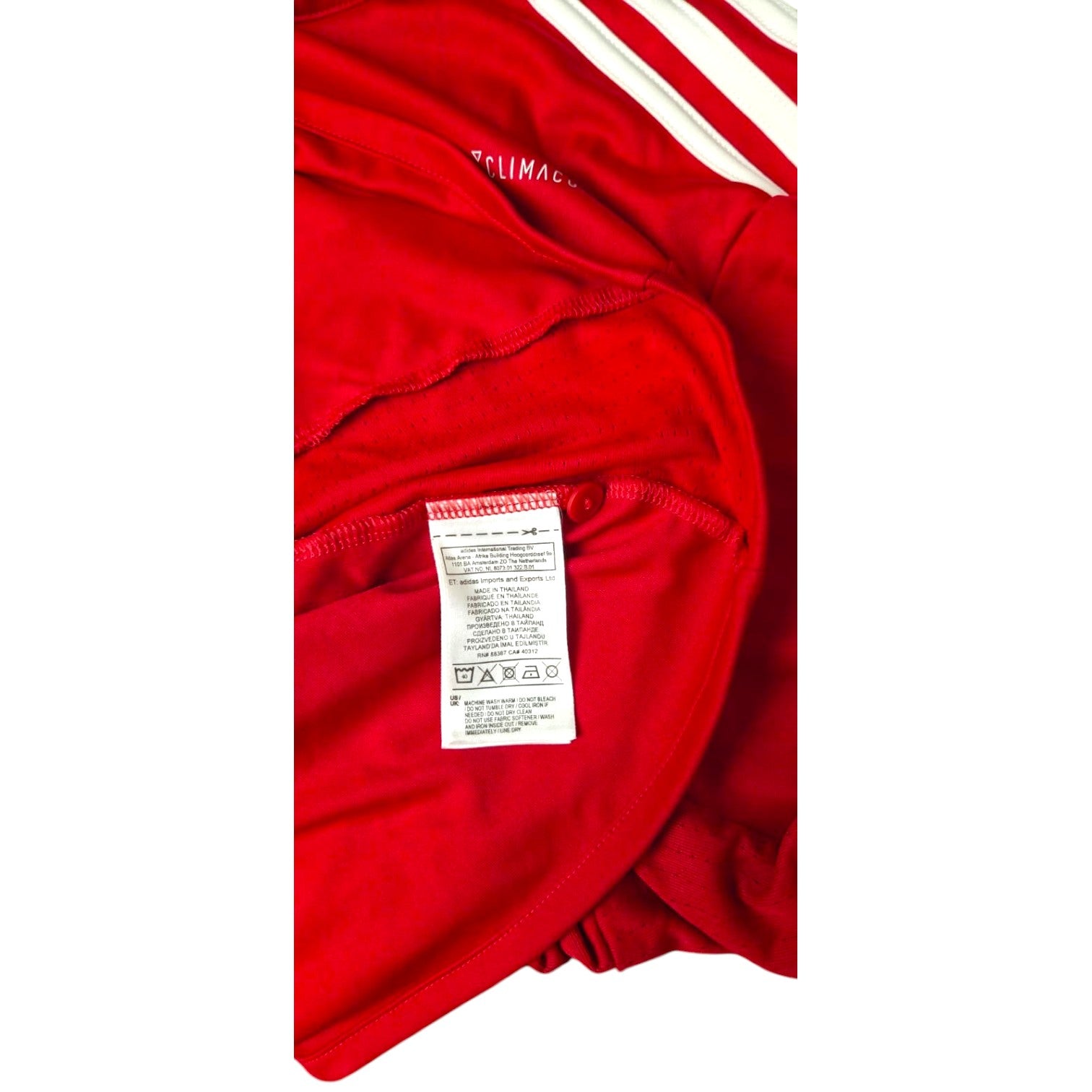 Dettaglio etichetta interna maglia Manchester United 2017-18 Adidas – Climacool Made in Thailand