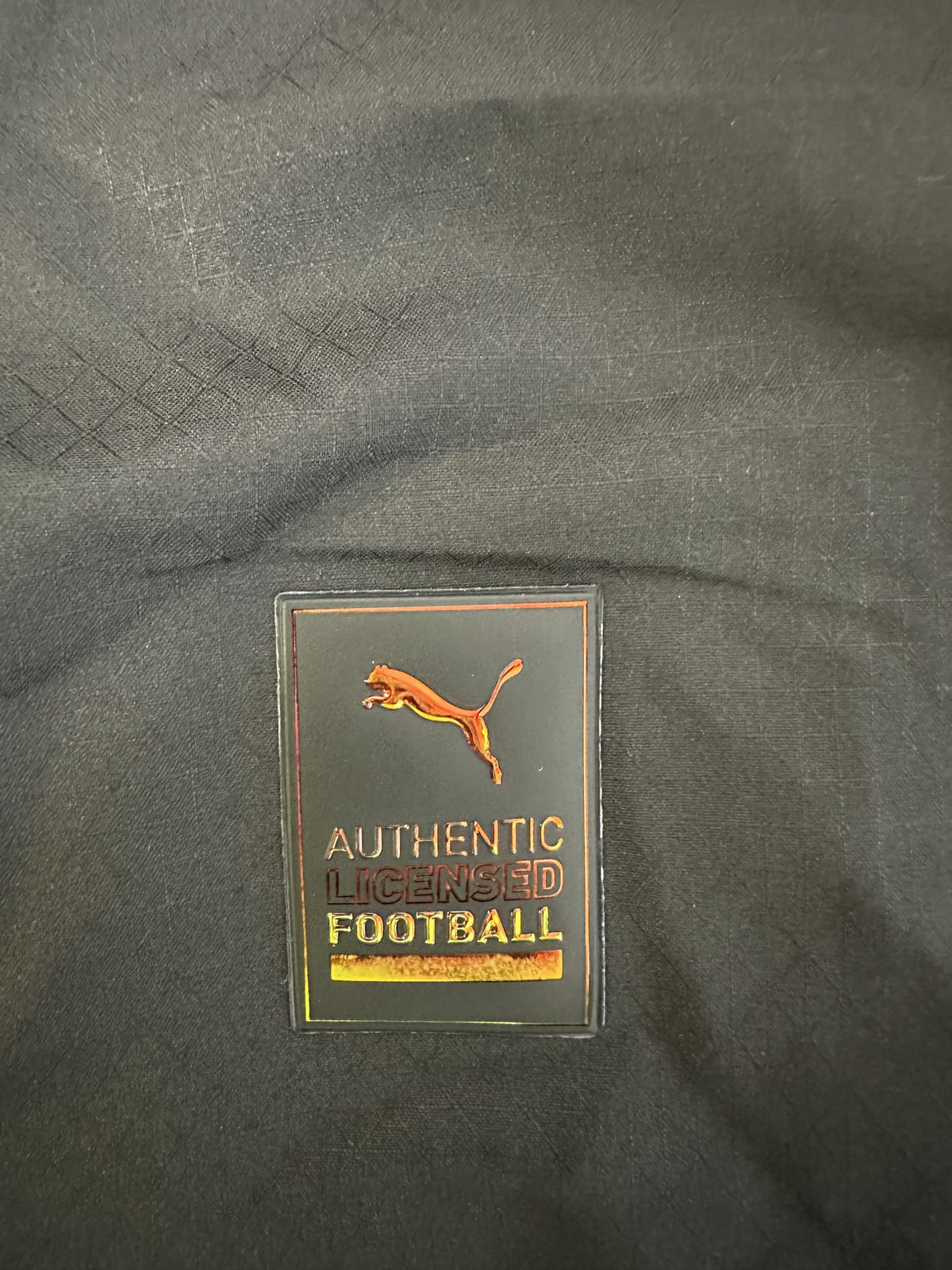 Etichetta olografica Authentic Licensed Football Puma – maglia Milan Home 2022-23
