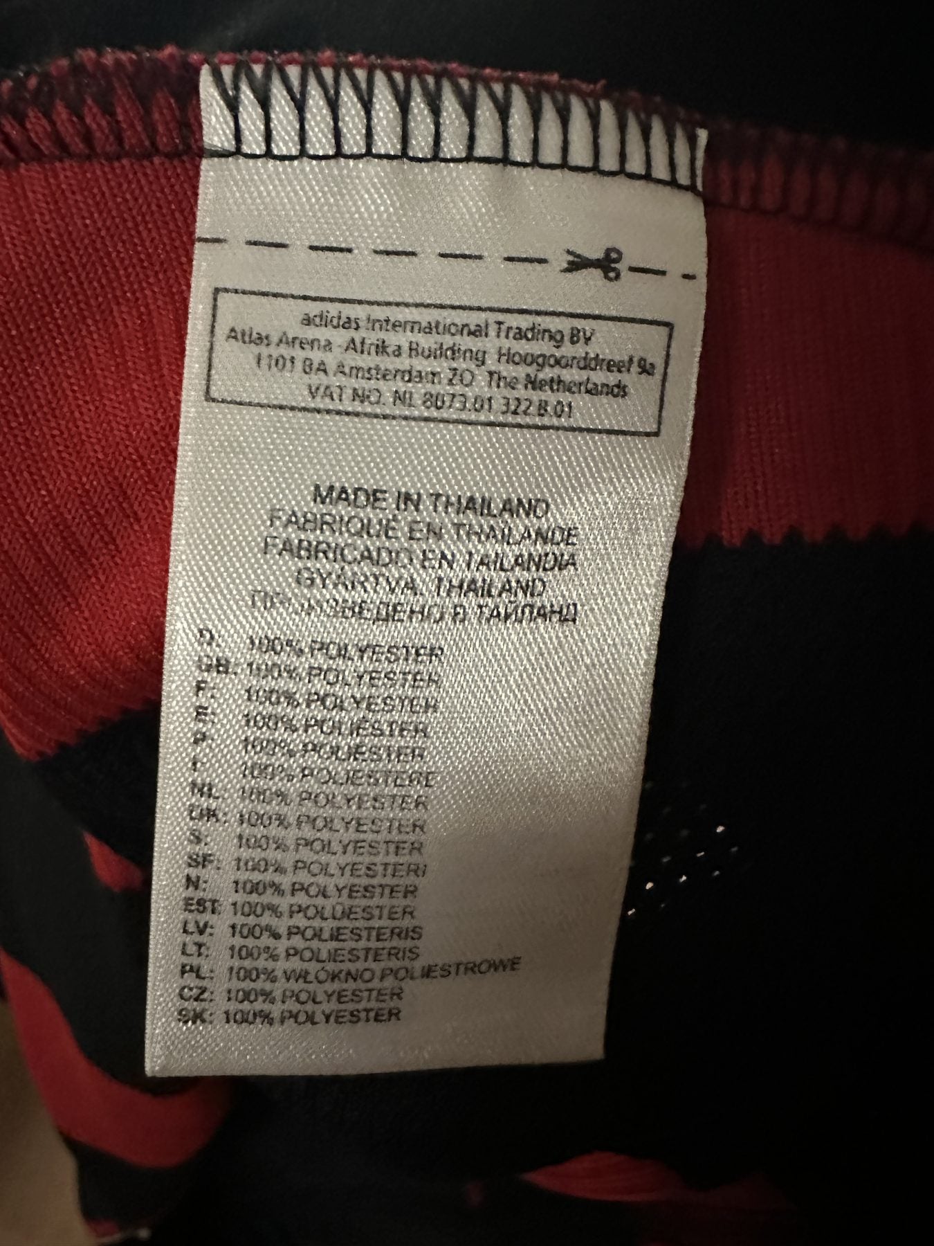 Etichetta interna maglia Milan 2010-11 Adidas – Made in Thailand 100% poliestere taglia L