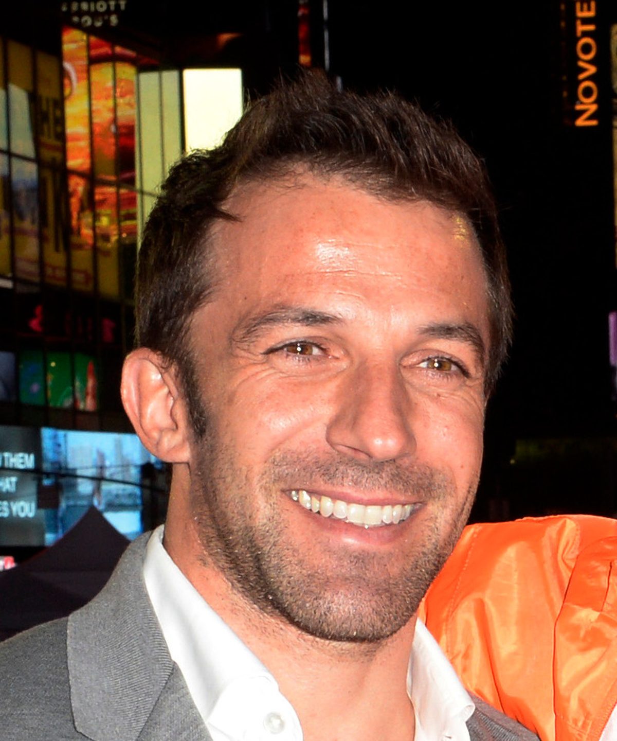 Alessandro Del Piero, storico capitano e bandiera della Juventus per 19 stagioni, campione del mondo con l'Italia nel 2006 e leggenda del calcio internazionale