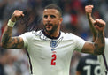 Fotografia autografata Kyle Walker numero 2 Nazionale Inghilterra Nike esultanza ottavi Euro 2020 vs Germania 29 giugno 2021 – autografo originale pennarello nero – 29x20 cm