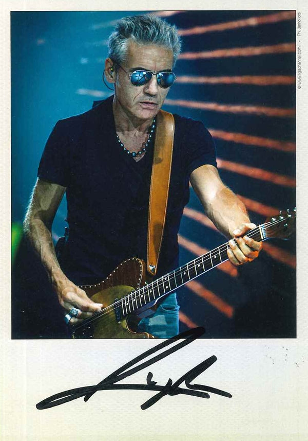 Fotografia Autografata Luciano Ligabue – Dal Vivo – Chitarra Elettrica – COA