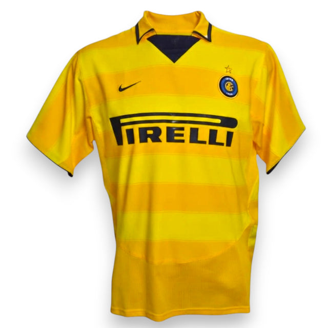 Fronte maglia FC Internazionale Third 2002-03 gialla – sponsor Pirelli – stemma Inter – Nike – Store Vintage taglia M
