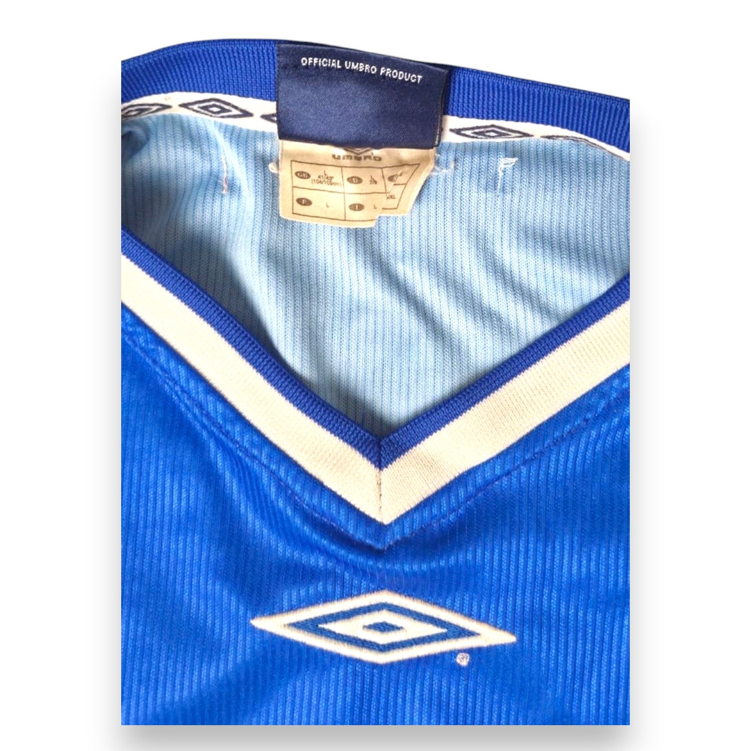 Etichetta taglia L maglia Brescia Calcio Home 2002-03 – Official Umbro Product – Store Vintage originale