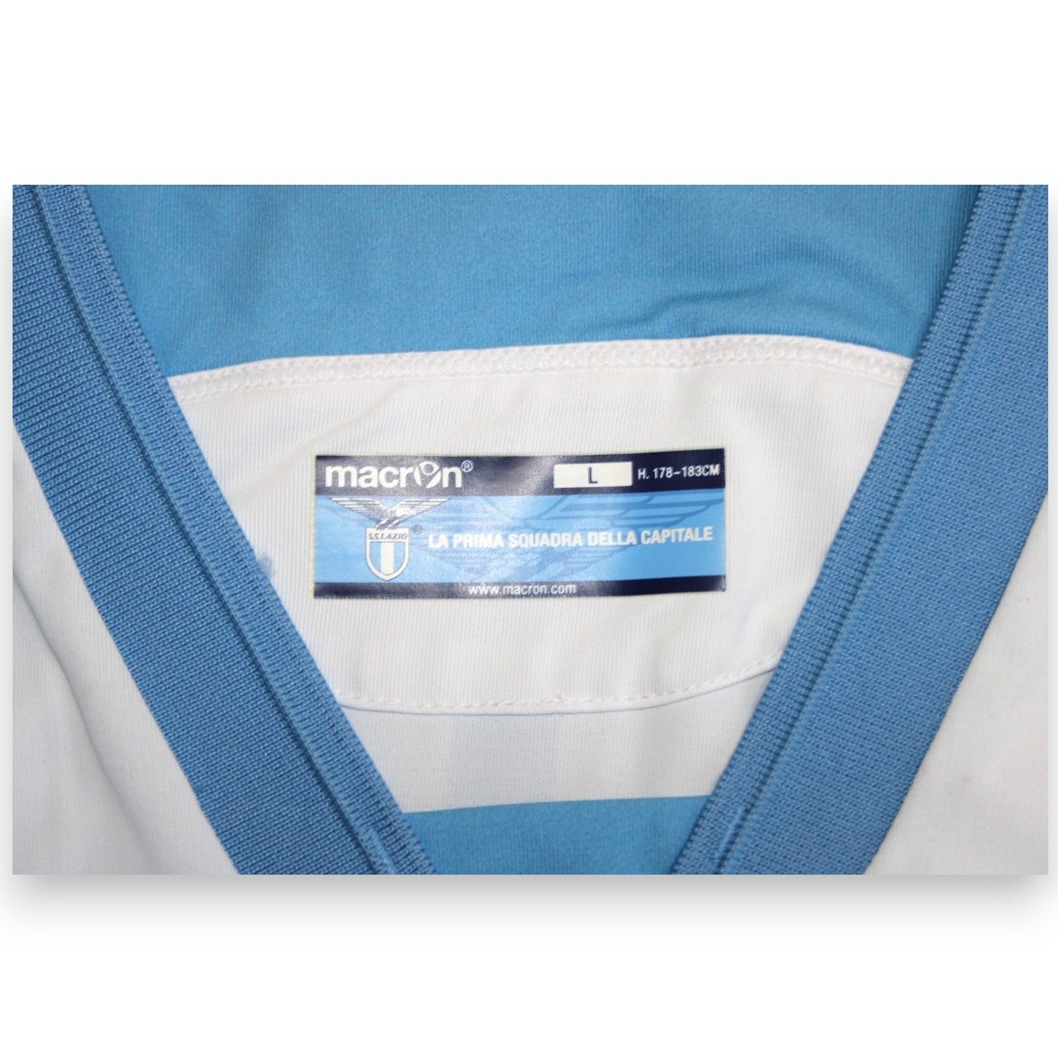 Etichetta collo maglia SS Lazio Home Player Issued 2014-15 – Macron taglia L H.178-183cm – La Prima Squadra della Capitale