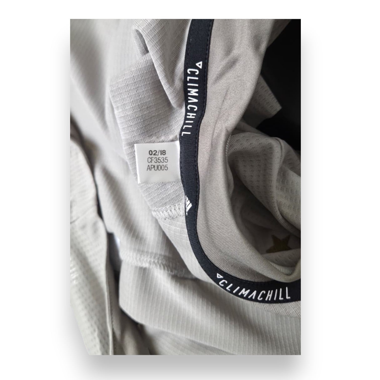 Etichetta interna Player Issued maglia Juventus Away 2018-19 – codice CF3535 APU005 – Climachill – febbraio 2018