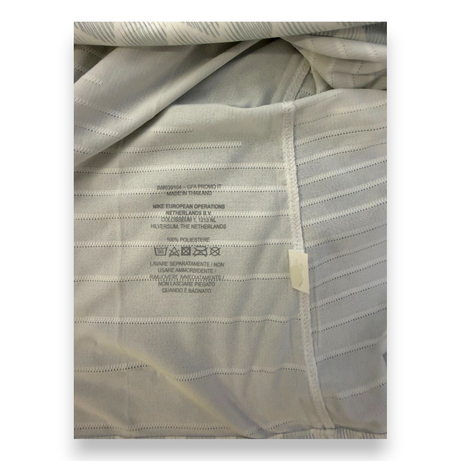 Etichetta interna Nike "GFA PROMO IT" taglia XL maglia Inter Milan Away 2018-19 Player Issued – Made in Thailand – Stefan de Vrij N.6