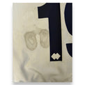 Dettaglio numero 19 con logo Erreà maglia Hellas Verona Di Vaio 1995-96 – aloni sul retro