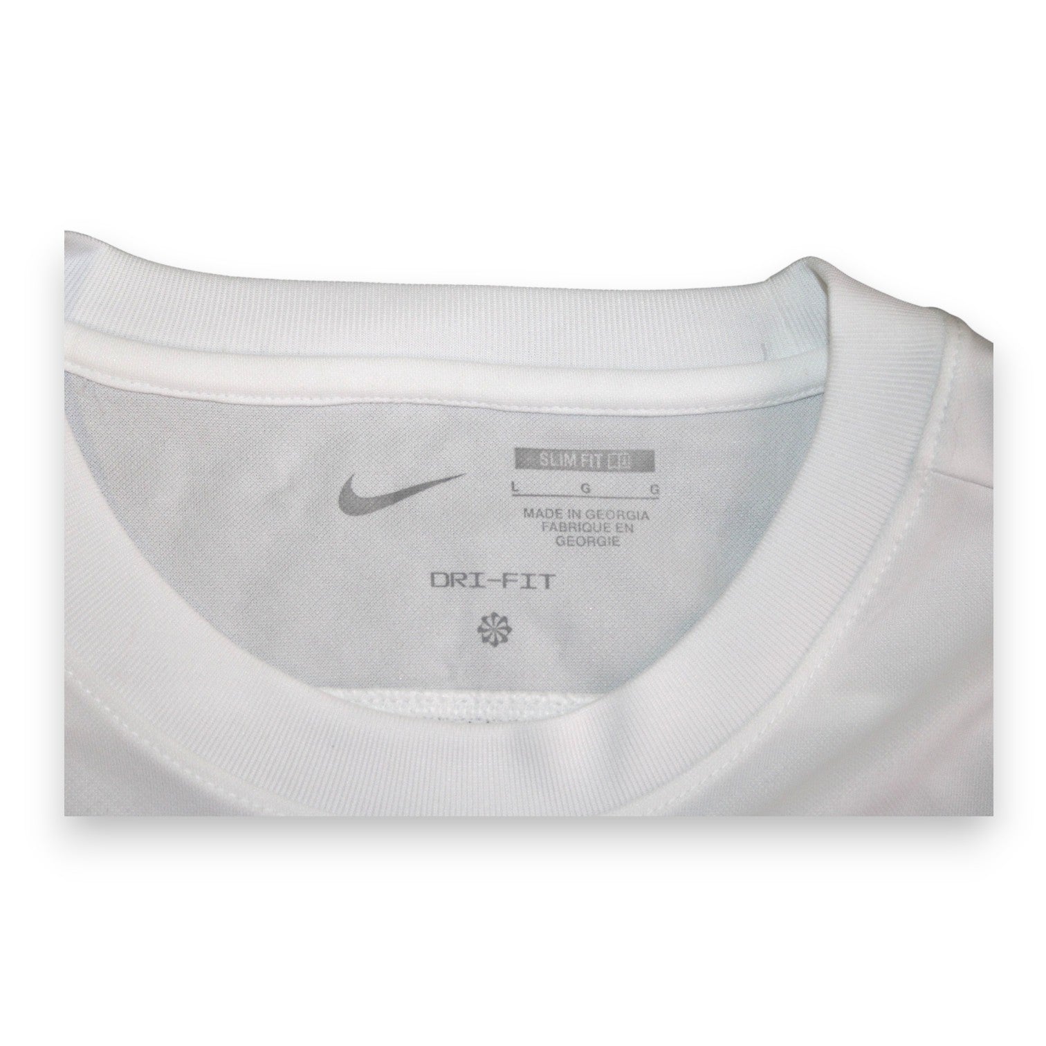 Etichetta collo maglia Slovacchia 2023-24 Nike Slim Fit Match Issue – taglia L – Made in Georgia – Dri-Fit – fornitura gara ufficiale nazionale slovacca