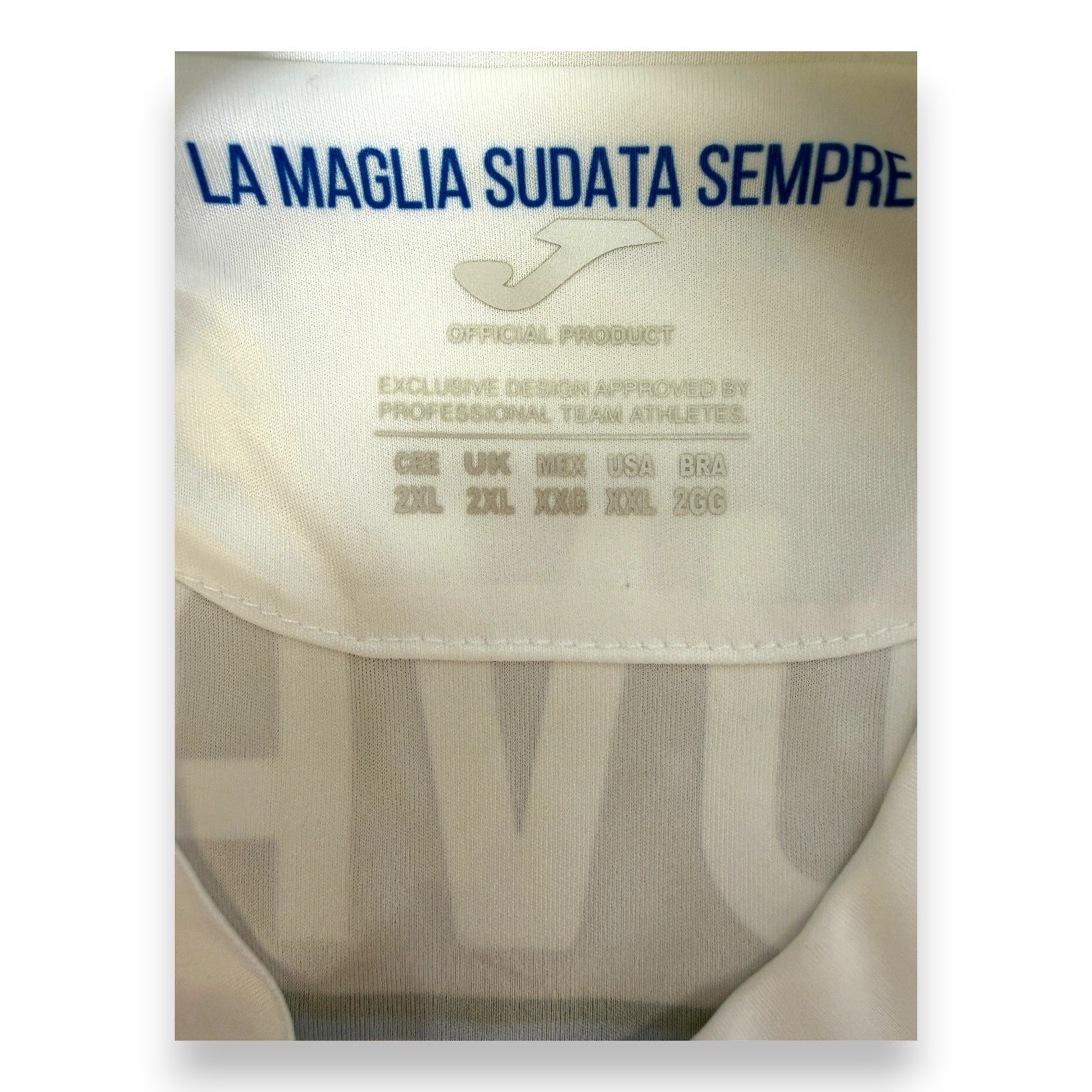 Dettaglio etichetta taglia XXL maglia Atalanta Away 2023-24 Duván Zapata – Joma official product