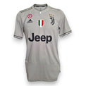 Fronte maglia Juventus Away 2018-19 Player Issued – Adidas Climachill Sesame – sponsor Jeep – patch Scudetto e Serie A TIM – taglia 6