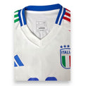 Dettaglio colletto e taglia L – maglia Italia Away 2024 Adidas El Shaarawy
