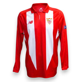 Fronte maglia Siviglia Away 2015-16 Player Issued Escudero N.18 – New Balance – strisce rosse bianche verticali – patch UEL – patch UEFA Respect – Winner 2015