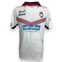 Maglia FC Crotone Away 2019-20 Player Issued fronte – Zeus – sponsor SanVincenzo Envì Group – condizioni Excellent Serie B