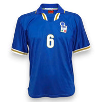 Maglia Italia Home 1996 Nike fronte – collo e polsini bianco oro – N.6 Ferrara