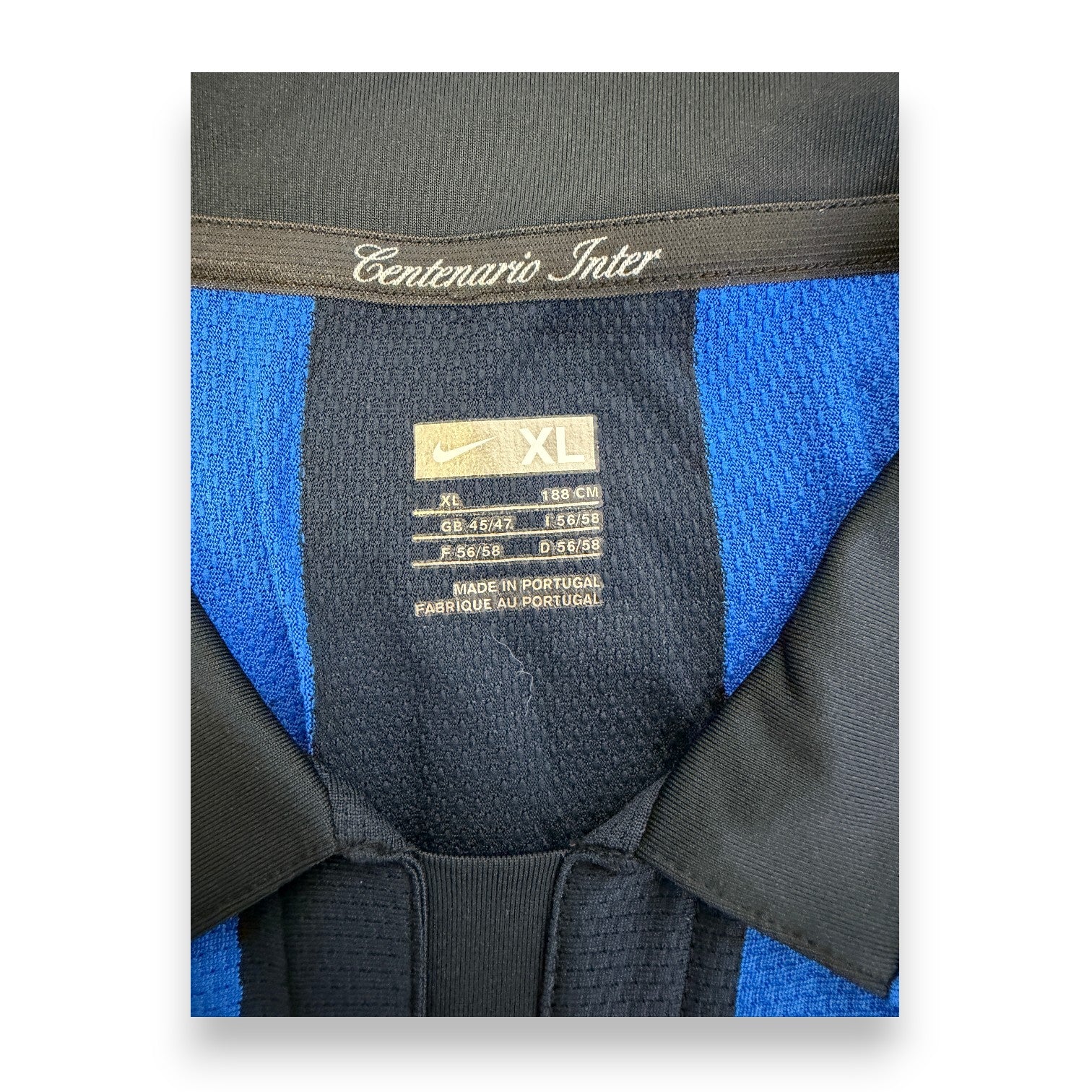 Etichetta Nike XL Centenario Inter made in Portugal taglia I 56/58 – maglia Player Issued Inter 2008-09 Figo N.7