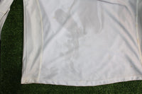 Dettaglio macchie da conservazione tessuto bianco maglia Sampdoria Away 2001-02 Player Issued Stendardo – retro centrale – condizioni Good